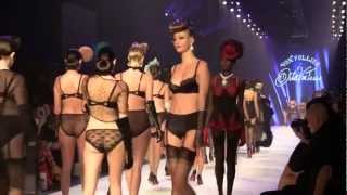 Dita von teese  von Follies L'Oreal mebourne fashion show