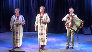 Анс. "Два кольори"- Мати мене била .Українська народна пісня.