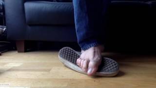 Toms Dirty Bare Feet