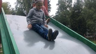 Влог:Мама снова в школу.Закрытие турнира.Как обидно.Болтаем.Вот такой вот ужин.Вечер.(30.08.17г)