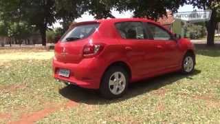 Sandero entra na garagem do AutoNews