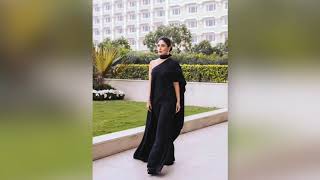 Kareena kapoor Outfits collection 2020// Kareena Kapoor dress collection...
