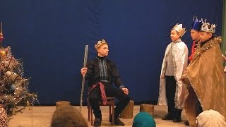 Різдвяна зірка над вертепом засіяла