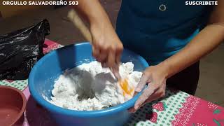 PREPARANDO LA ARINA DE ARROZ PARA UNAS DELICIOSAS PUPUSAS