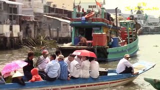 Tàu biển khủng làm hổn loạn cả con sông