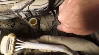 Opel CORSA-D замена жидкости в гидроприводе сцепления