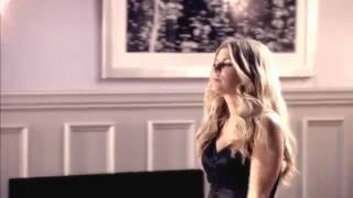Avon Viva by Fergie
