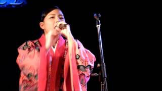 具志堅ファミリーさんのアコウテ　プチ沖縄フェスタ2012.１２月