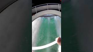 Саша на яхте с прозрачным дном
