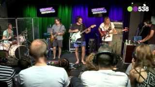Go Back To The Zoo - Were Going To Ibiza! (live bij de Frank en Vrijdag Show)