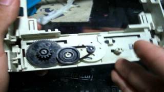 Desmontando Componentes De Lector De CD de una PC (PARTE 2)