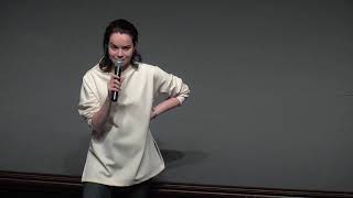 Кино. Медведи Камчатки. Начало жизни. Представляет режиссёр Ирина Журавлёва