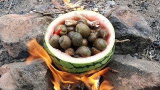 Boiling Snail in Watermelon with Yummy Sauce