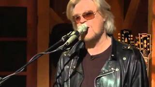 Private Eyes - Mayer Hawthorne, Daryl Hall, Booker T, Live From Daryl's House