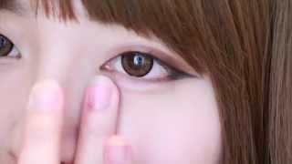 Cách kẻ mắt như sao Hàn - How to use eyeliner