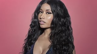 Nicki Minaj in pantyhose