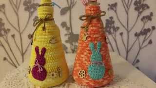 Вязаные чехлы для бутылок с зайчиками