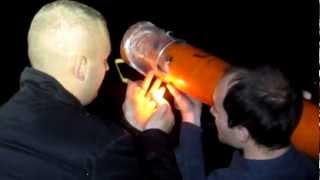 ЗАПУСК ФЕЙЕРВЕРКА ОПАСНЫМ СПОСОБОМ.(ГУЛЯЙ РВАНИНА)