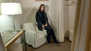 Look от Loro Piana: пальто Jimi 16, джемпер Girocollo Regent’s, брюки Adam 18, ботинки Open Walk