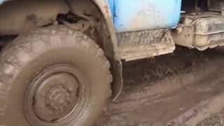 ЗИЛ 130 Полный привод 4x4. Поездка за грибами. Russia off-road Zil 4x4