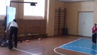 Урок физкультуры во 2 классе на тему "Прыжок в длину с места"