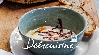 Delicuisine Rezept: 63.7 Grad Ei mit Jersey Blue Schaum und  Brot aus dem Gusseisenbräter