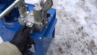 Маслостанция электрическая с ручным насосом