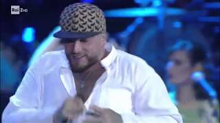 Gue Pequeno - Lu sule calau  La Notte della Taranta 2019