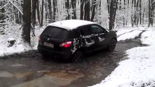 Решили поплавать на Nissan Qashqai