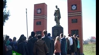 Акция «Обними памятник» в Красногвардейском районе. 14.04.2017