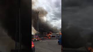 Saint-Parres-aux-Tertres : important incendie dans un magasin d’ameublement