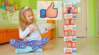 Прикол! Играем в JENGA Падающая башня КИНДЕР СЮРПРИЗАМИ. Игра для детей ДЖЕНГА с Kinder Surprise