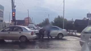 Драка с битой, Тюмень, Молодежная   Чаплина