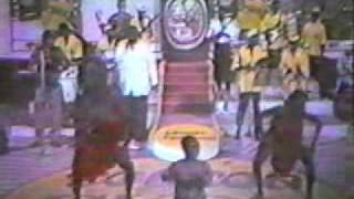 Empire Bakuba - Sombokila, Emoro dancing