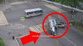 Astakada Уссурийск ДТП 30 мая 2019 ул Некрасова ул Пушкина Пассажирский автобус Hyundai перевернулся