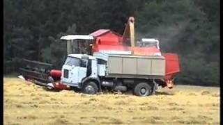 Комбайн Полесье GS12 в поле