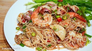 ยำขนมจีน  แจกสูตรน้ำยำเอาไว้ทำกินเองแซ่บมากๆ
