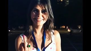 Надежда Оболенцева показала фак на благотворительном мероприятии