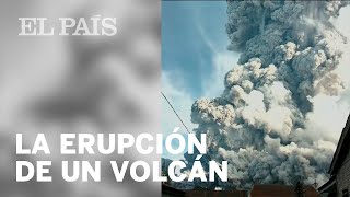 El volcán Sinabung de Indonesia entra en erupción