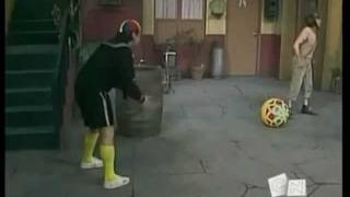 Chaves erros de gravação episódio jogando futebol