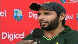 [HD]Shahid Afridi: " Misbah is still alive" post match presentation(23/4/11)