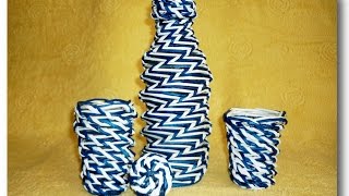Двухцветное спиральное плетение из газет / Two-color spiral weave from newspapers