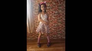 TALA DANCE CHALLENGE ( SARAH G. ) MANOK NA PULA SA BACKGROUND