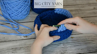 Интересный узор. Трикотажная пряжа Big City Yarn. Цвет - кобальт, васеЦвет - кобальт, василёк.лёк.