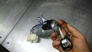 Заклинило замок зажигания Toyota Corolla