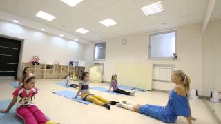 Sun Dance House | Дети 8-9 лет | Третье занятие | Разминка