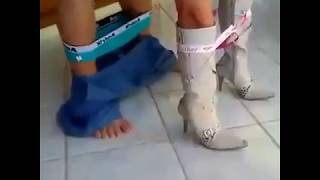 Видео прикол!! Пацан и КРАСОТКА!