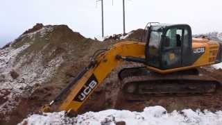 Экскаватор гусеничный JCB 220