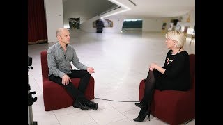 Торд Густавсен во разговор со Бранка Костиќ-Марковиќ во Астрорум на Литература.мк