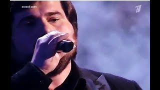 Шарип Умханов (Шариф) - Maybe I, Maybe You (12.06.17, "Голос. 5 лет." Праздничный концерт  в Кремле)